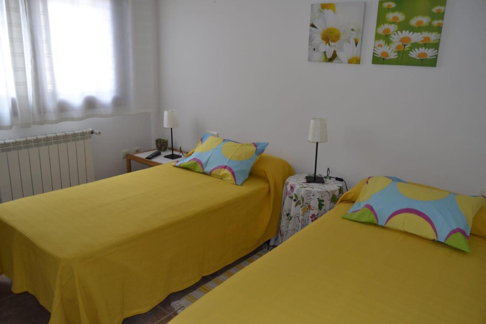 Rooms Peregrinos B Casa Alicia Rosal Dış mekan fotoğraf